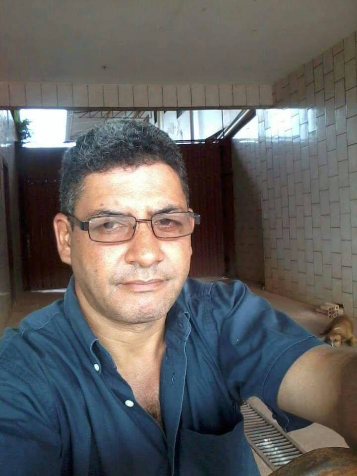 Padrasto furta porcos, mata animais em chácara da cidade e foge, diz família 