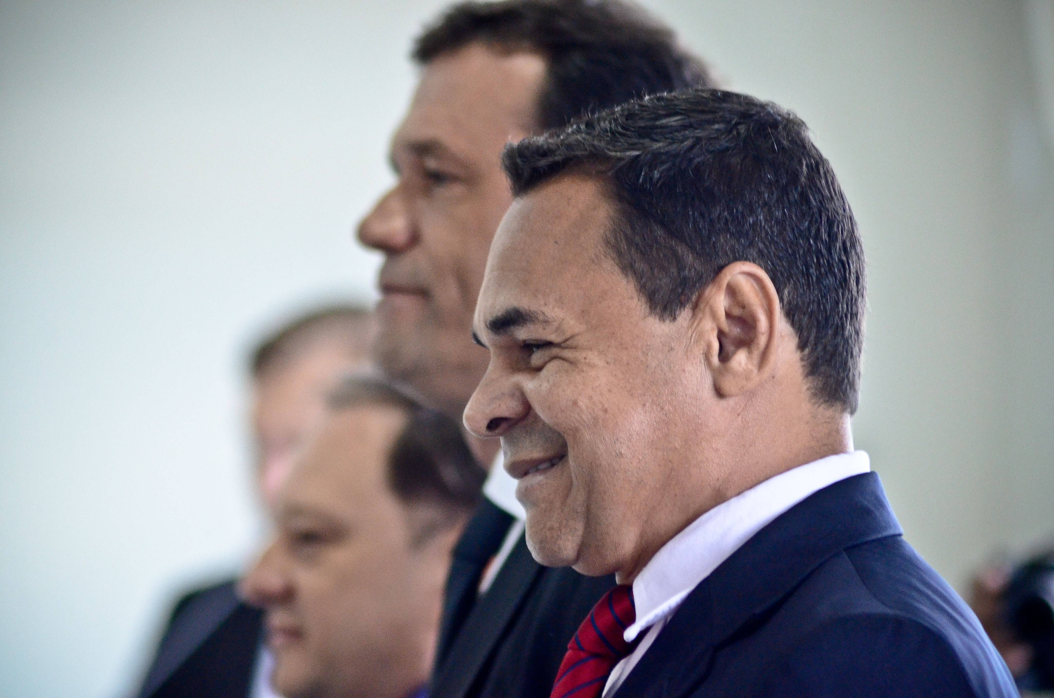 Vereador afastado nega acusações de inquérito policial aceito pelo MP e diz que não conhece dono de loteamento