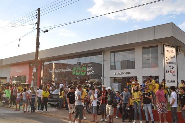 VEXAME: CANDIDATOS A ADVOGADOS FAZEM FEIO E MÉDICO BRILHA EM PROVA DA OAB