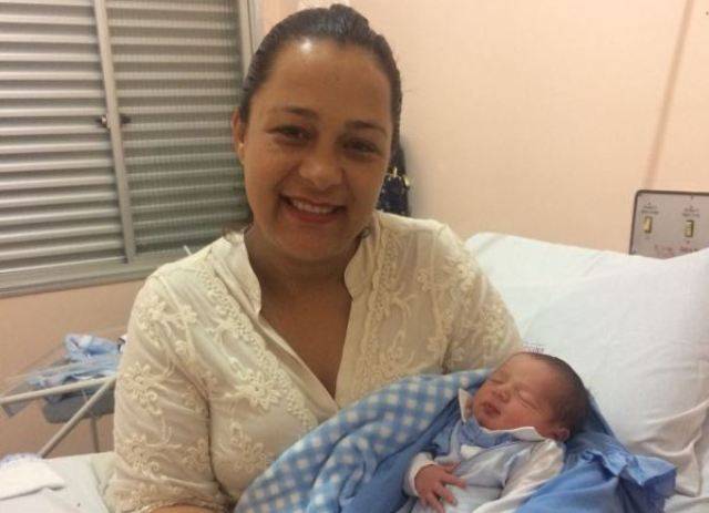 Aos 42 anos, deputada vilhenense anuncia nas redes sociais o nascimento de seu quarto filho