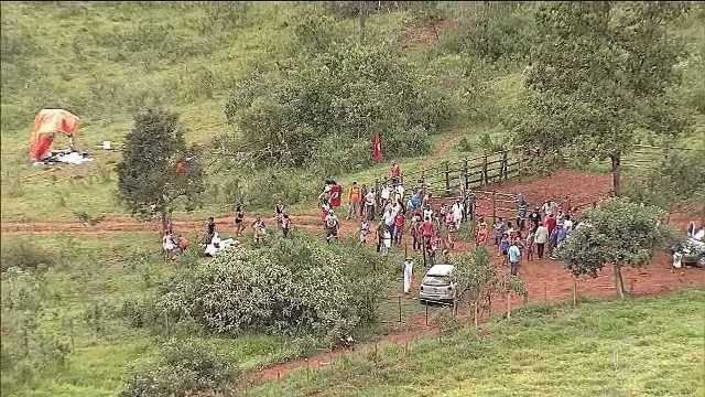 Justiça notifica invasores para que desocupem fazenda no Cone Sul, mas grupo permanece no local