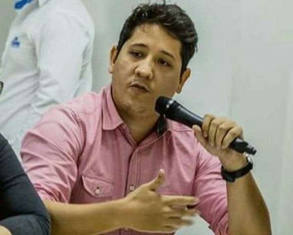 Em Vilhena, Gurgacz anuncia Donadon como candidato e é criticado por advogado no Facebook