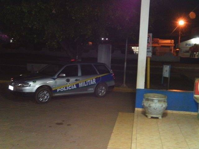 VIATURAS DA PM FAZEM RONDA EM HOSPITAL PARA EVITAR ASSASSINATO