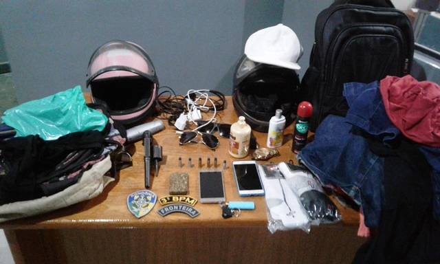 Polícia captura rapazes que assaltaram professora e loja em Cerejeiras; dupla seria de Vilhena