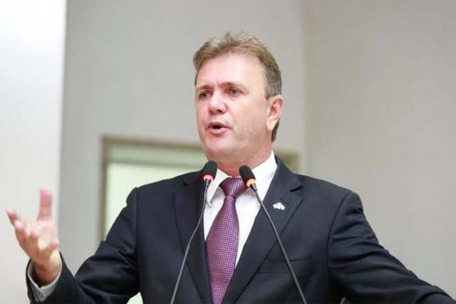 Deputado lamenta exoneração do comandante da PM e anuncia nova escola estadual em Vilhena