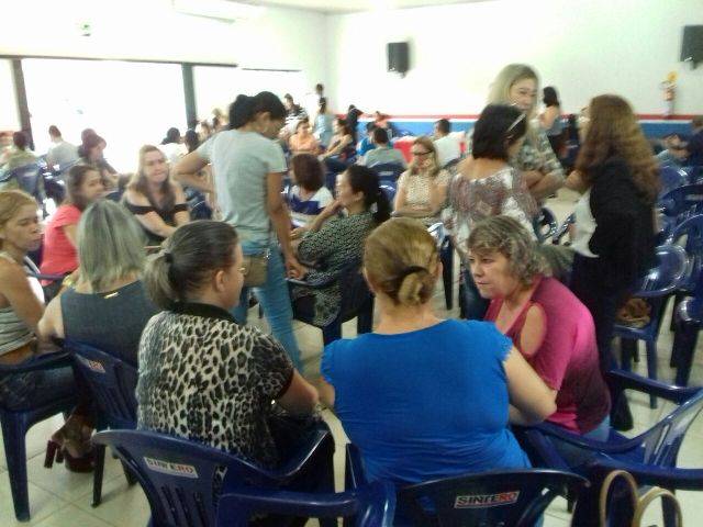 Greve atinge mais de 60% das escolas estaduais em Vilhena e Sintero promove “apitaço” na cidade