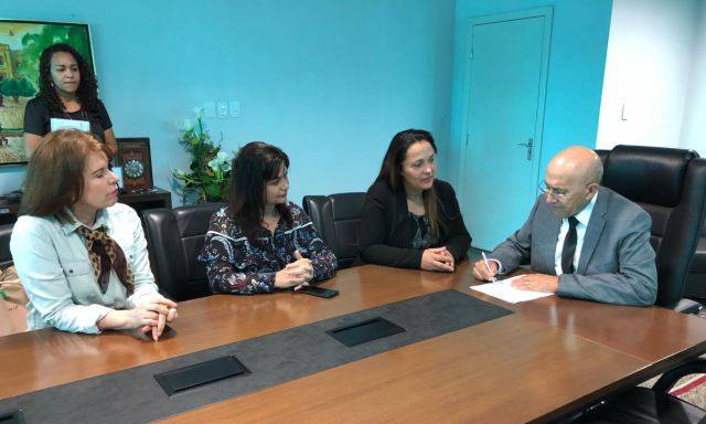 Rosangela Donadon cobra de governador e secretário de planejamento pagamento de tomógrafo para Vilhena