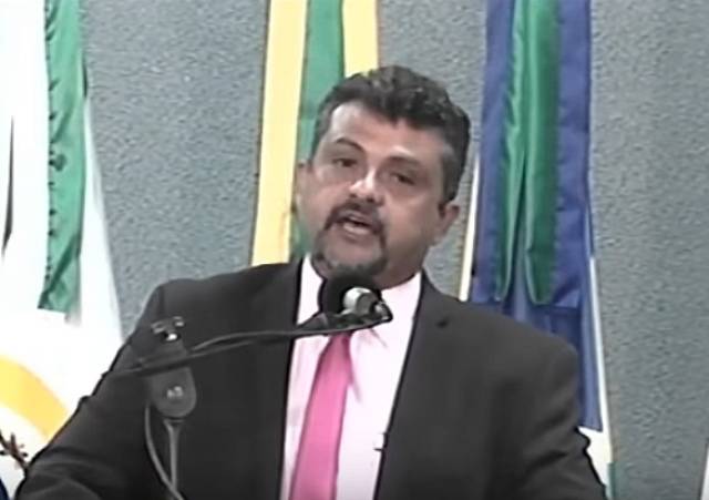 Em cidade de Rondônia, vereador acusa deputado condenado de ofender sua mãe, de 84anos
