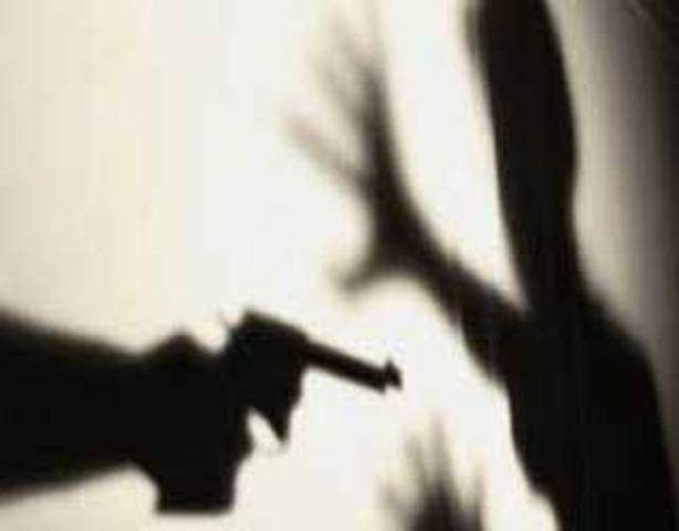 HOMEM É ASSASSINADO COM TRÊS TIROS; GREVE IMPEDE PRISÃO DE HOMICIDA