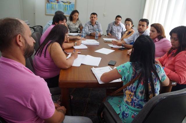 Sindicato discute com secretários Plano de Cargo, Carreira e Salários do funcionalismo municipal