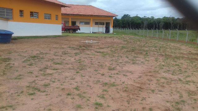 Escola rural recém-inaugurada em Vilhena já sofre primeira “reforma” e pais pedem ajuda a vereadores