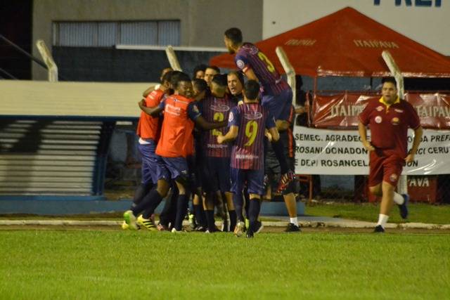 Barcelona volta a vencer a dorme na liderança do Campeonato Rondoniense