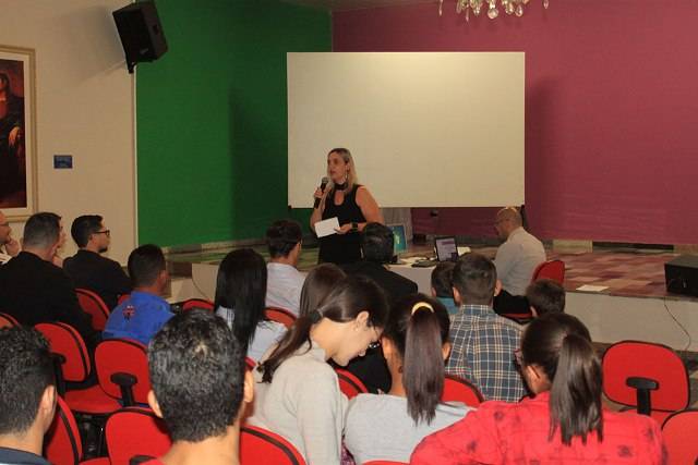 Faculdade AVEC realizou palestra sobre Microempreendedor Individual para acadêmicos