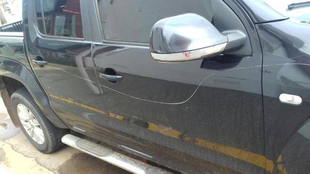Assista: vândalos riscam carros na principal avenida de Vilhena; ação é filmada por câmeras de monitoramento