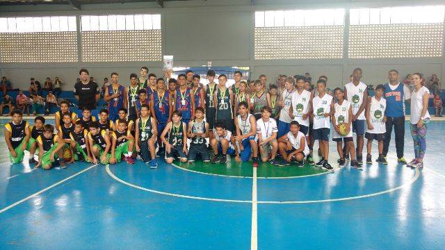 Seis equipes disputaram a 1ª Copa Sicoob de Basquete Sub 14 Masculino