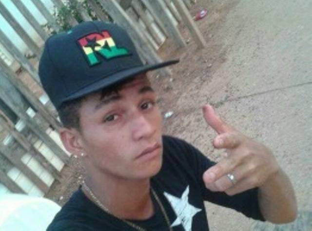 Rondoniense de 18 anos que já matou dois em Rolim e um em Guariba executa o próprio irmão a facada