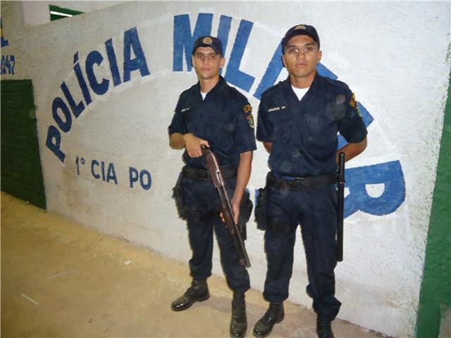 MENOR DESFERE FACADA EM OUTRA E É DETIDA PELA POLÍCIA NA EXPOVIL