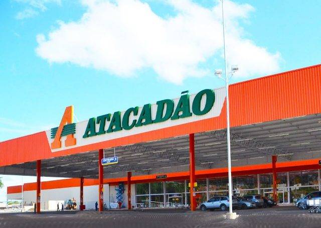 Em RO, Justiça do Trabalho condena Atacadão por demitir empregado soropositivo e dependente de álcool