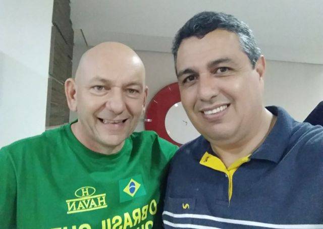 Dono da Havan convida ex-prefeito Zé Rover para inauguração de filial em Vilhena, informa radialista