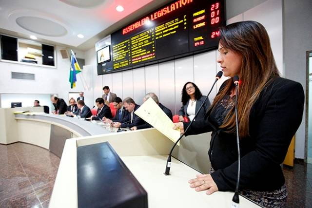 Deputada Rosangela Donadon elabora projeto de lei que institui selo empresa solidária com a vida