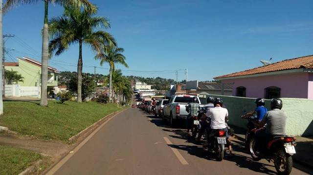 Ameaça de desabastecimento provoca filas nos postos de combustíveis em todas as cidades do Cone Sul