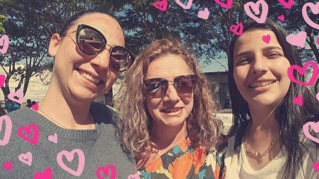 Estudante de Cerejeiras que estava presa na Turquia volta para a cidade e faz desabafo no Facebook