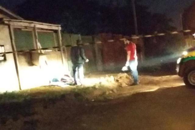 Diante da esposa e de um sobrinho, mecânico de 41 anos é executado com tiros na cabeça em Vilhena