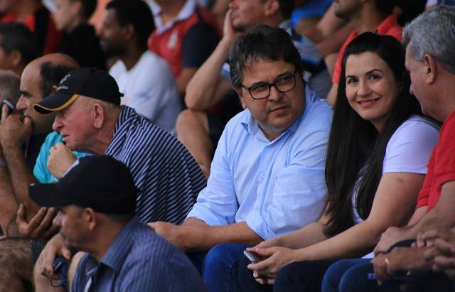 Indeferimento de Rosani gera dúvidas em Vilhena; FOLHA DO SUL ON LINE responde os principais questionamentos