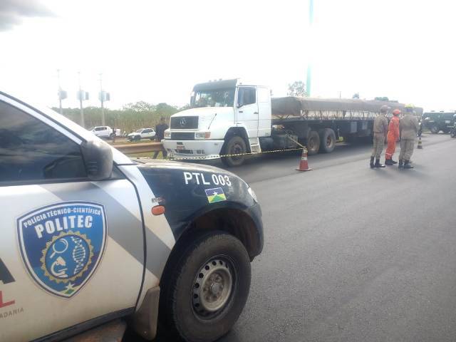 Após morte de caminhoneiro a pedrada, PF entra no caso e repórteres são ameaçados por grevistas em Vilhena
