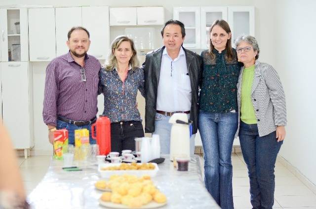 Prefeitos interino e eleito visitam órgãos de assistência social e dão início a “transição tranqüila” em Vilhena