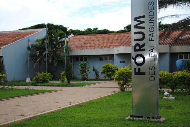 Acusado de tentar matar a ex-mulher e namorado dela, pedreiro é condenado a mais de 13 anos de prisão em Vilhena