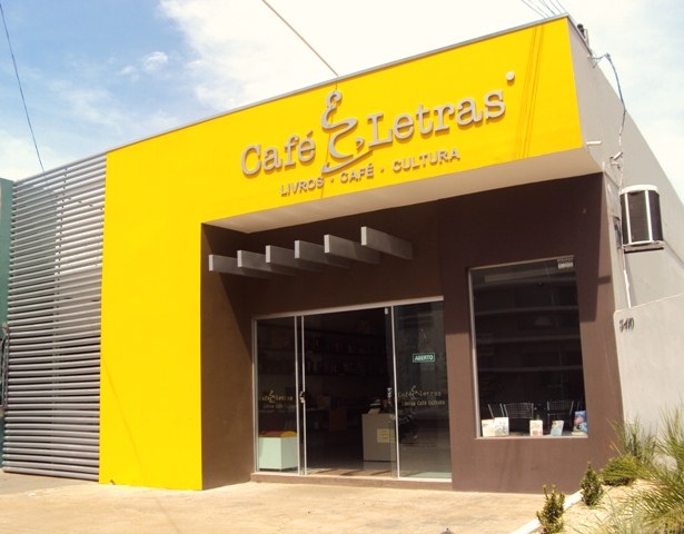 CAFÉ & LETRAS PROMOVE FIM DE SEMANA CULTURAL