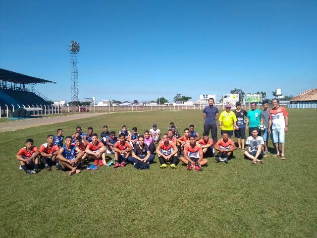 Com treze no elenco, Sub-20 do Barcelona inicia hoje a preparação para o Estadual