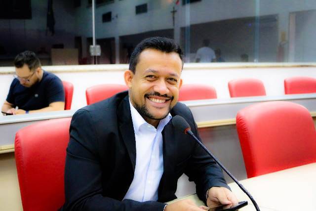 Vereador que surpreendeu Vilhena em 2016 anuncia intenção de concorrer a deputado federal este ano