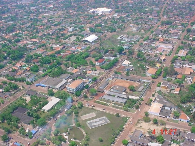 PREFEITURA COMPRA 6 MIL QUILOS DE FRANGO PARA TRÊS SEMANAS DE AULA