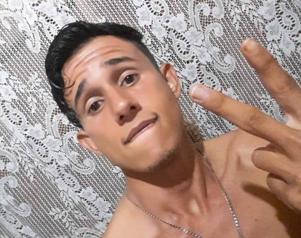 Polícia procura rapaz acusado de matar adolescente em frente a filha de 03 anos na cidade de Chupinguaia