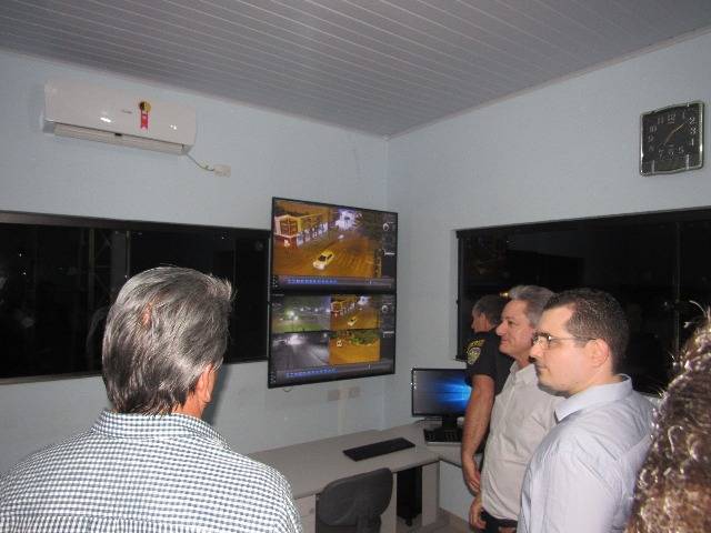 Com quatro câmeras já em operação, sistema de videomonitoramento é inaugurado em Cerejeiras