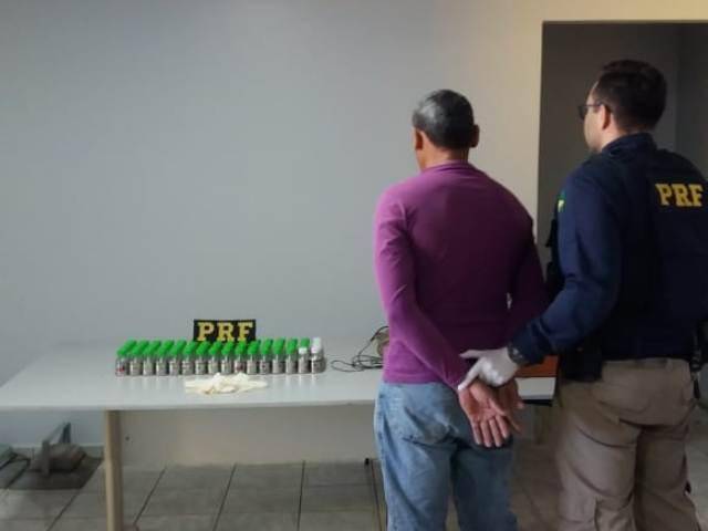 Pecuarista é preso por agentes da PRF com 80 kg de mercúrio em Vilhena; metal pesado é altamente tóxico