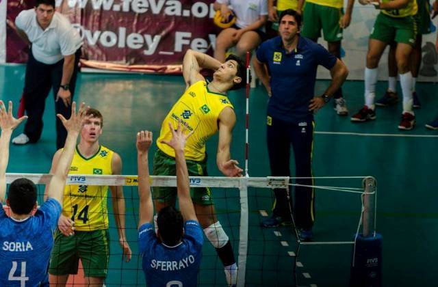 Atleta revelado em Vilhena assina contrato e vai jogar temporada em time de vôlei da Itália