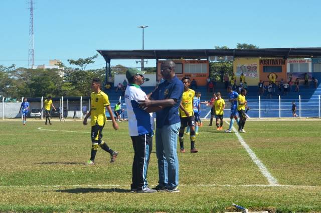 Jogando em casa, Vilhenense sai na frente, mas sede empate para o Ji-Paraná