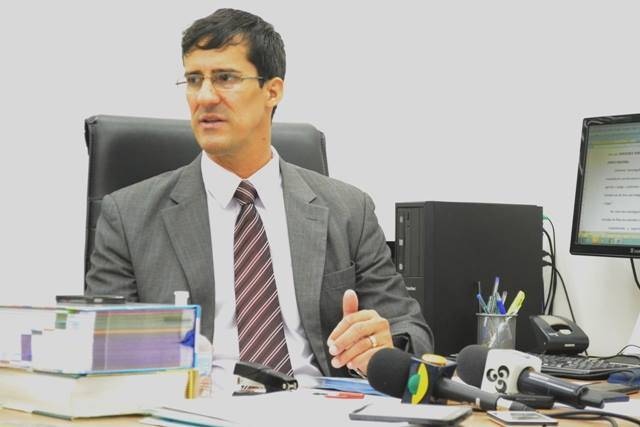 Polícia de Vilhena desvenda mais dois crimes: em defesa do pai, rapaz matou traficante na zona rural