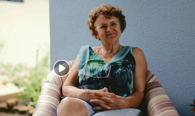 ENTREVISTA-SHOW: pioneira que se estabeleceu em Vilhena por causa de defeito em ônibus relata saga na Amazônia