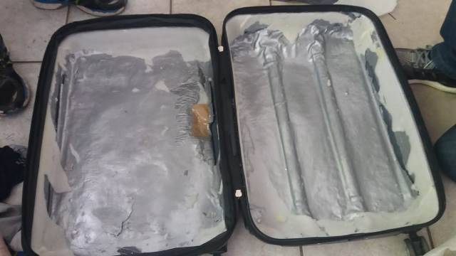 Mexicano é preso em aeroporto de Rondônia tentando embarcar com cocaína em mala