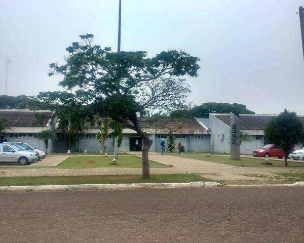 Acusado de matar a facadas homem que defendia a esposa em Chupinguaia é condenado a 9 anos de prisão