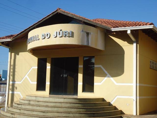 Rapazes acusados de envolvimento na morte de adolescente em Cerejeiras vão a júri popular nesta quarta-feira, 22