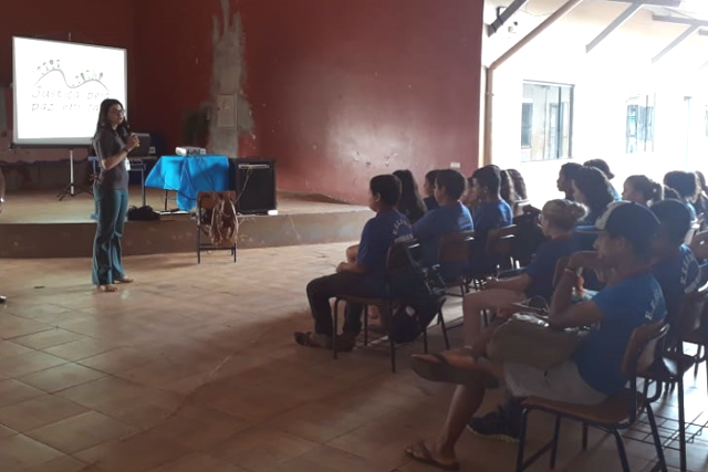 Ação da justiça em escola de Cerejeiras discute violência contra a mulher e aborda questões de gênero