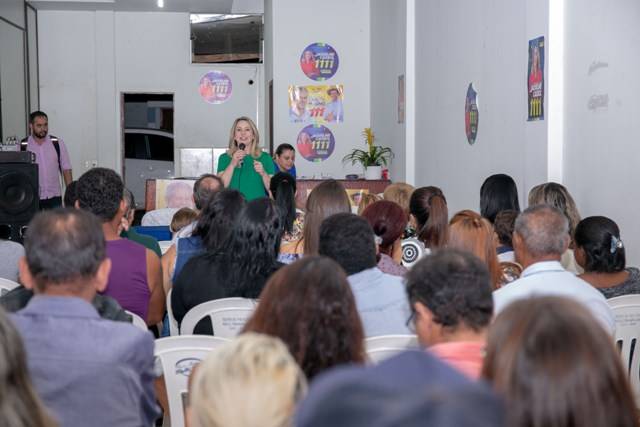 Durante reunião em Vilhena, Jaqueline Cassol reitera compromisso para atender municípios do Cone Sul