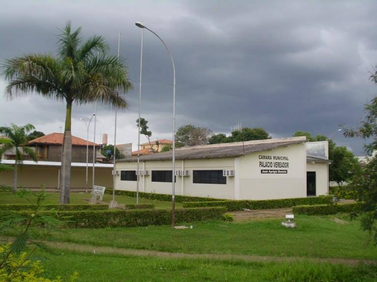 Após repercussão antecipada nas redes sociais, vereadores desistem de aprovar auxílio-alimentação em Colorado do Oeste