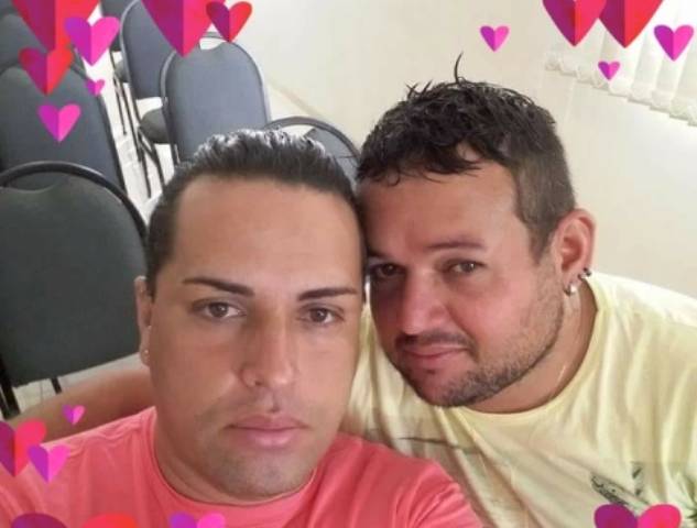 Morre em hospital de Vilhena cabeleireiro que teve 90% do corpo queimado após ataque do companheiro