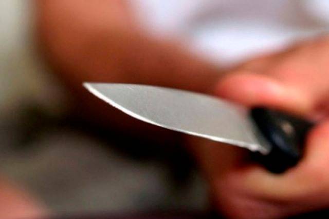 Armadas com faca, duas mulheres assaltam lanchonete no centro de Vilhena e acabam presas